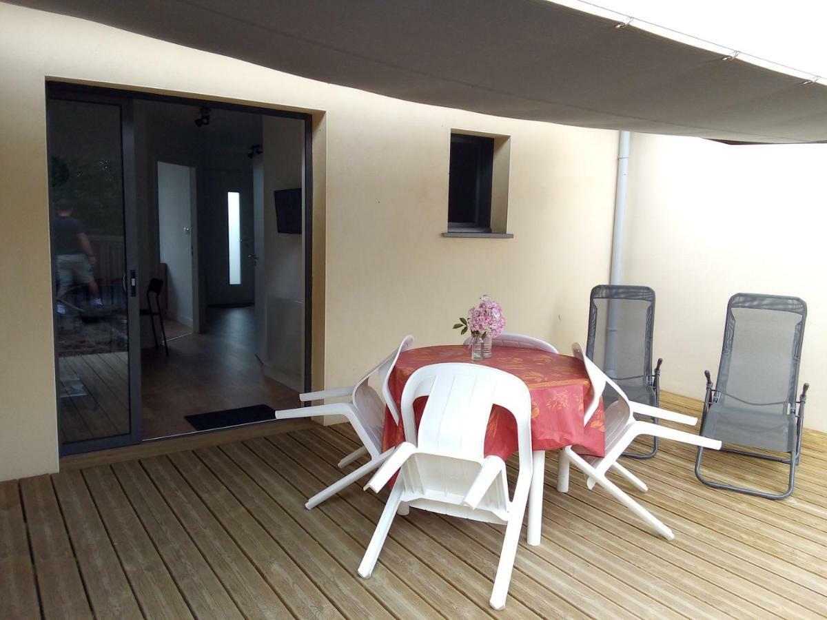 Au Refuge Des Farfas Apartment Saint-Paul-en-Pareds Bagian luar foto
