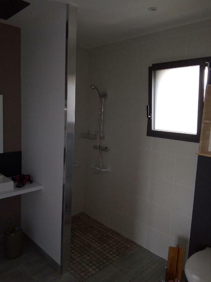 Au Refuge Des Farfas Apartment Saint-Paul-en-Pareds Bagian luar foto